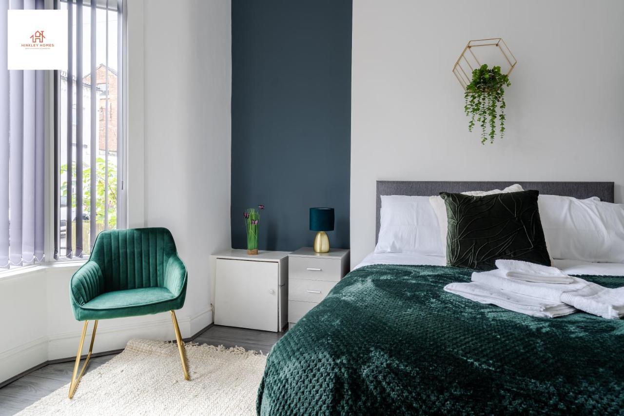 Immaculate 4 Bed In Liverpool By Hinkley Homes Short Lets & Serviced Accommodation ภายนอก รูปภาพ